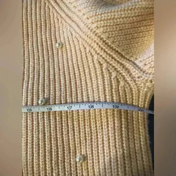 Chic Pink Off-Shoulder Sweater - Picture 12 of 16